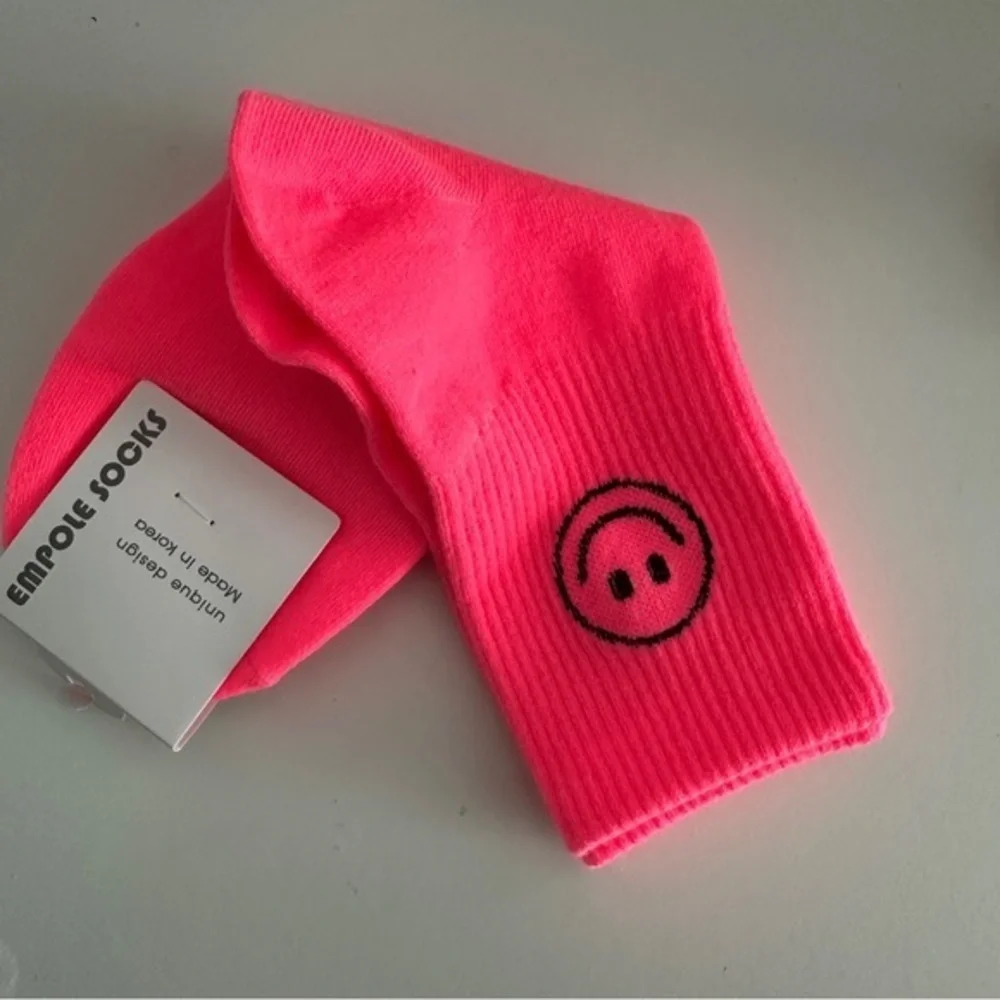 Y2K Socks -Smiley Face- Fluorescent Pink- Made in Korea- Emoji